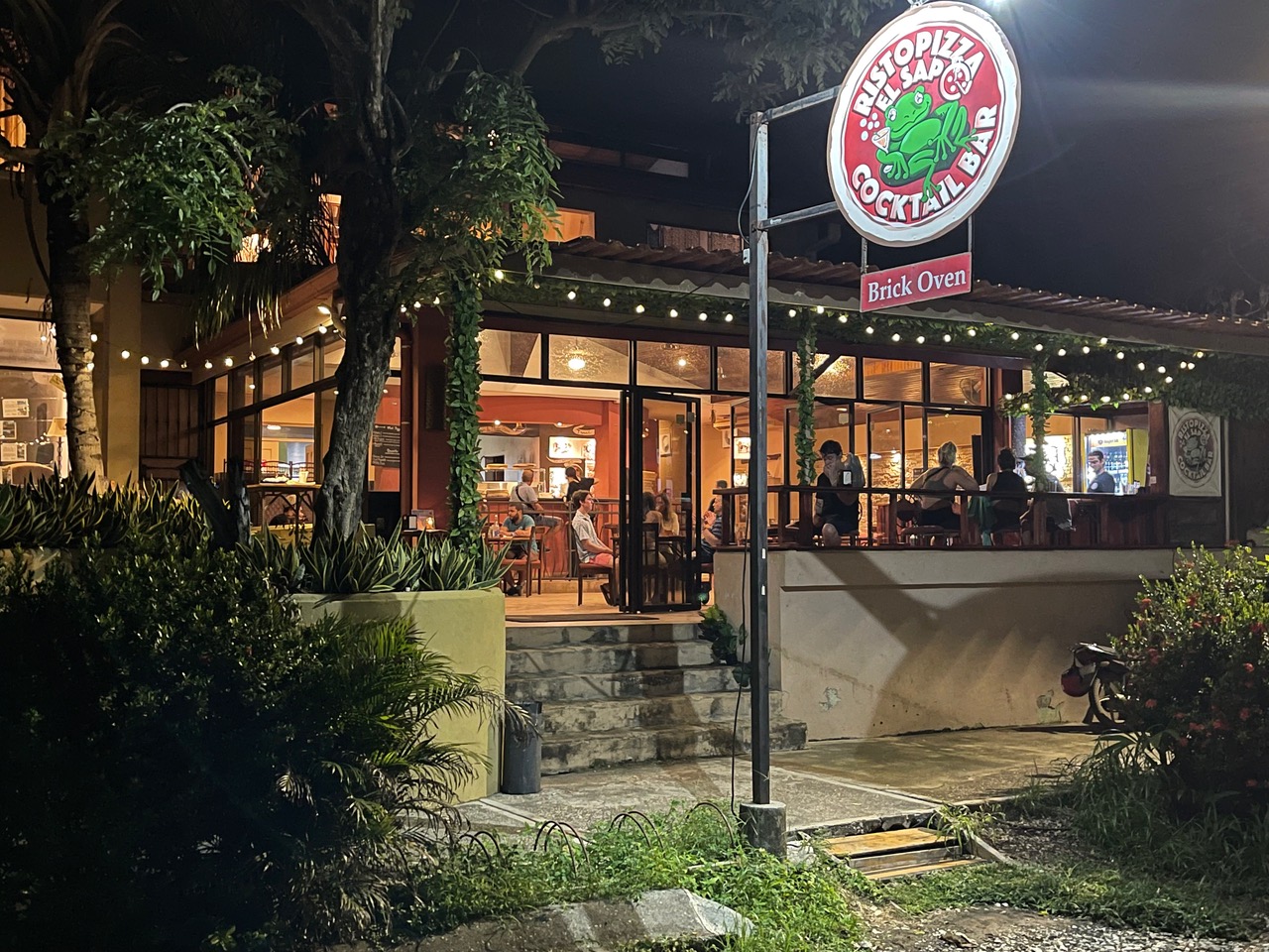 Successful Restaurant in Langosta Tamarindo FOR SALE